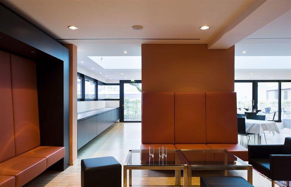 Montfort - Hotel